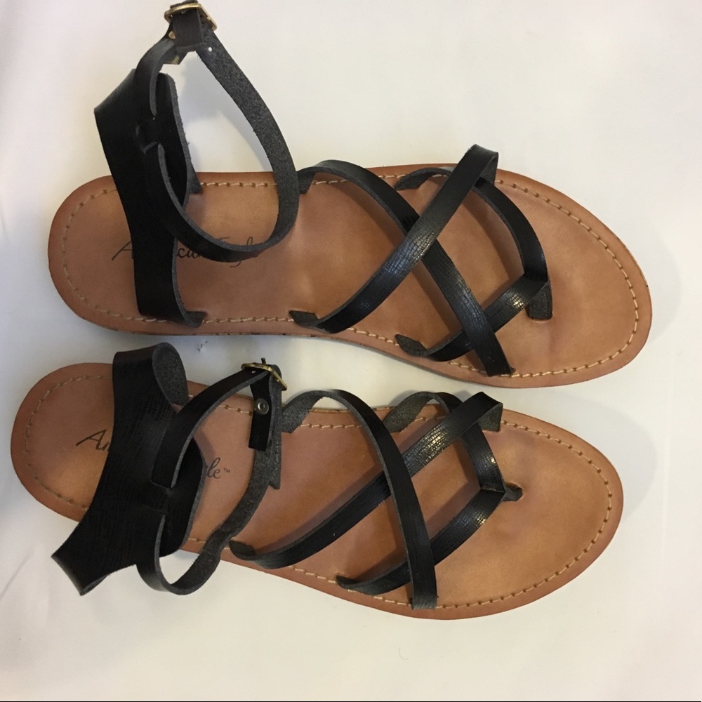 🍂American eagle sandals by Payless🍂 - Picture 5 of 5